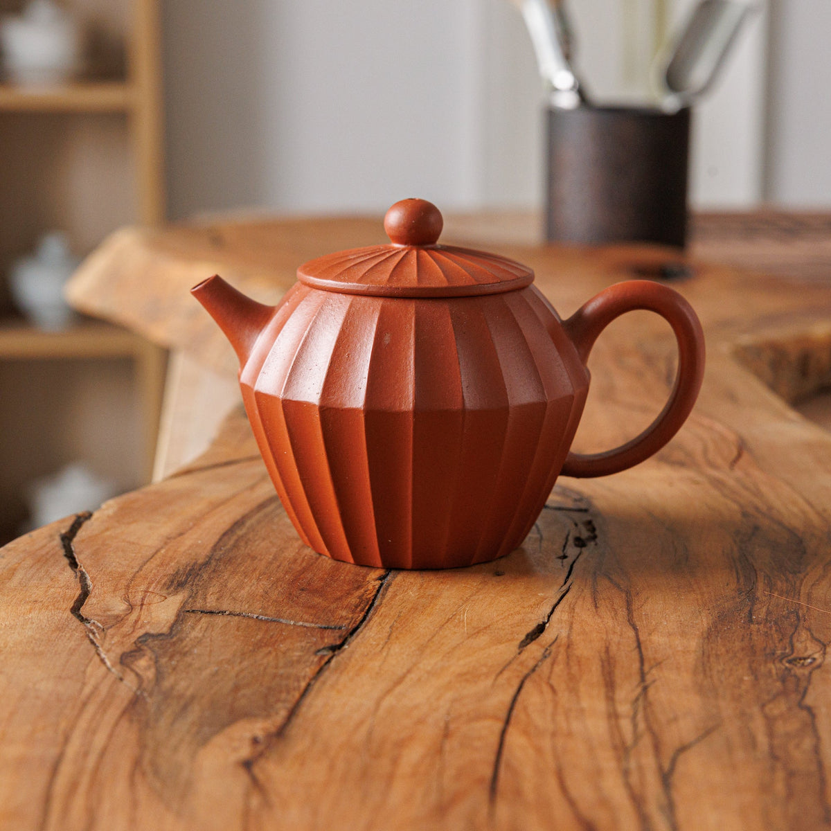 Facet Qing Shui Ni Yixing Teapot, 140 ml